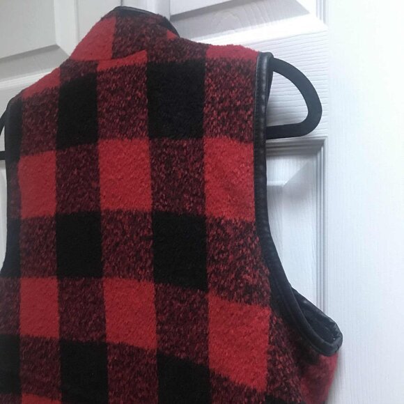 Cute Red and Black Buffalo Plaid Vest - Picture 6 of 12